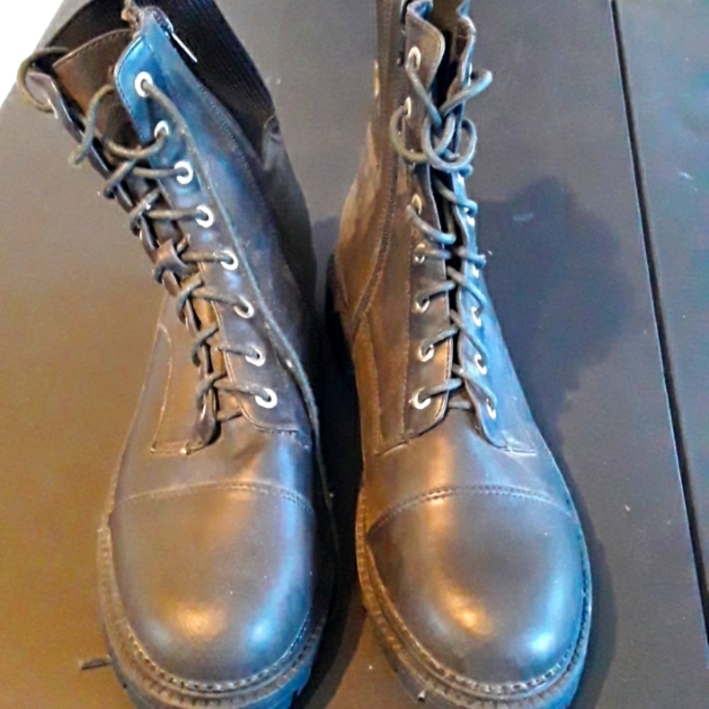 Rock and Candy boots new size 10